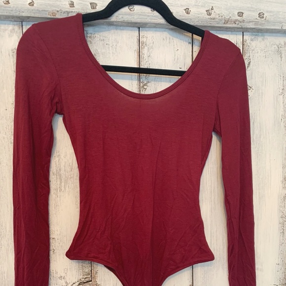 Maroon body suit - Picture 2 of 3